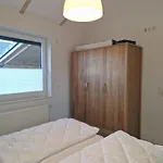 G28 Eingezaeuntes Mit Infrarotkabine By Interhome *
