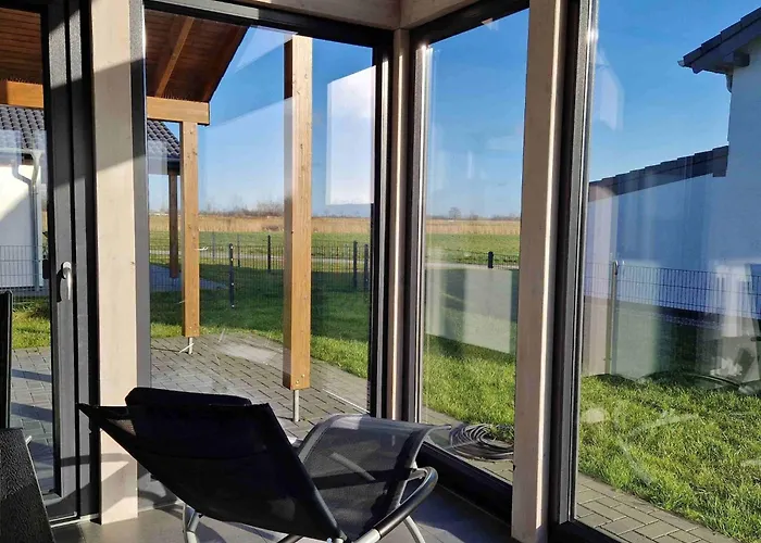 G28 Eingezaeuntes Mit Infrarotkabine By Interhome Butjadingen